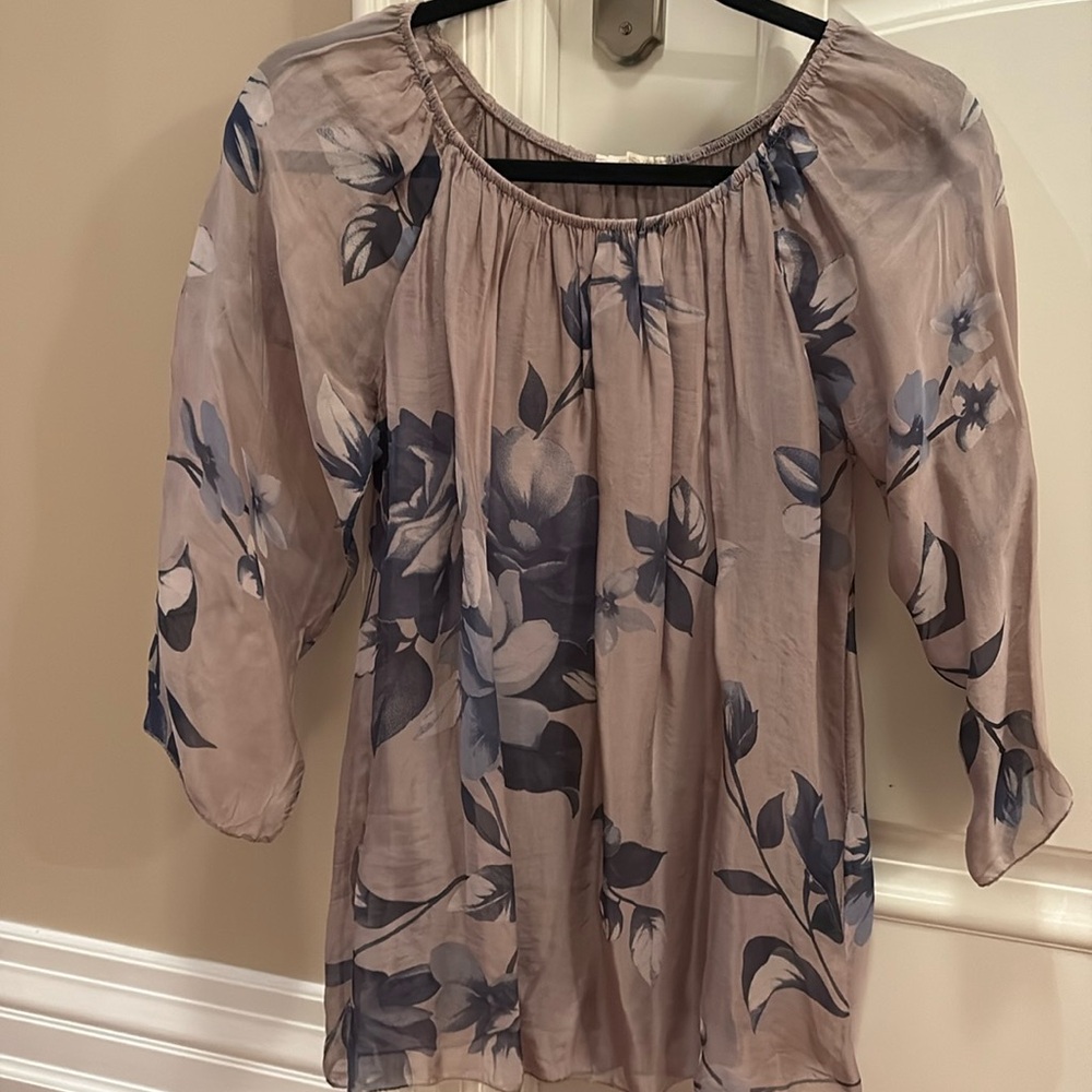 Ladies top, with lining
